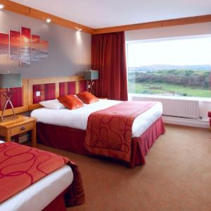 Deluxe Double or Twin Room with Sea View