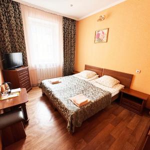 Double Room with Shared Toilet