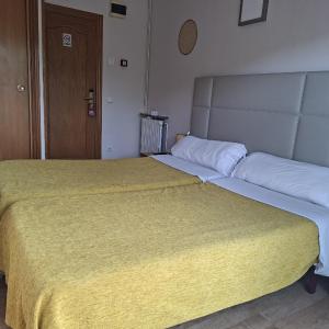 Twin Room with Balcony