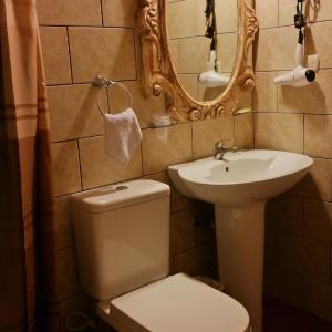 Twin Room with Private Bathroom