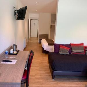 Suite with Garden View