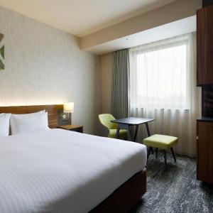 Standard Double Room with Table