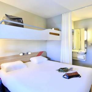 Triple Room with One Double Bed and One Bunk Bed