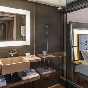 Executive Apartment with One Double Bed