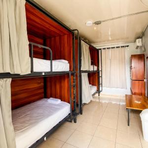 Bed in 4-Bed Mixed Dormitory Room