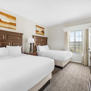 One-Bedroom Double Suite with Two Double Beds