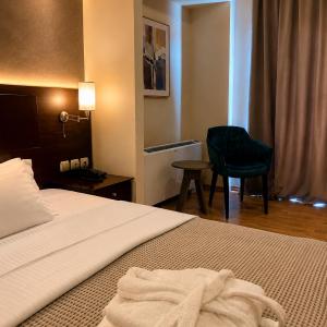 Standard King or Twin Room