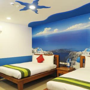 Quadruple Room with Bathroom without Window