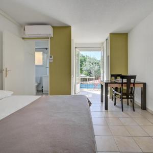 Studio with Balcony