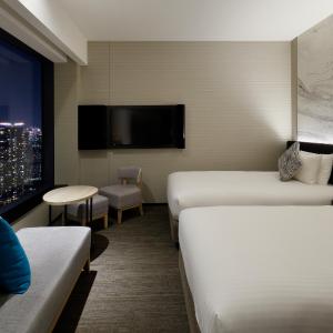 Superior Twin Room with View Bath - Non-Smoking