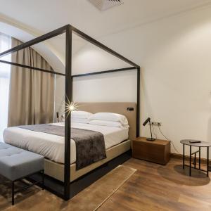 Deluxe Suite with Terrace