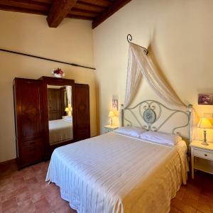 Deluxe Two-Bedroom Apartment