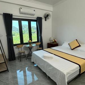 King Room with Garden View