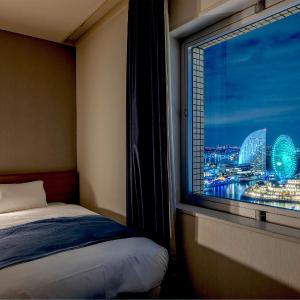Superior Twin Room with Night View - Non-Smoking