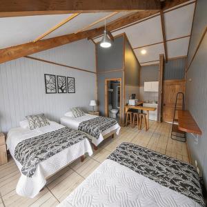 Triple Room with Private Bathroom