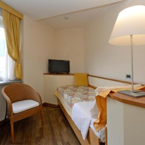 Small Single Room