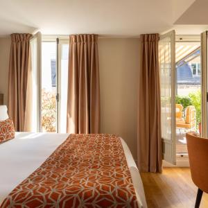 Suite with Private Hammam Access