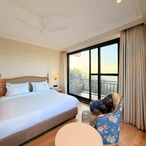 Suite with Balcony