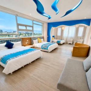 Family Room with Shower