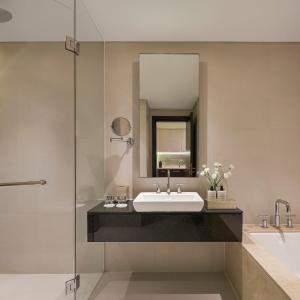 Two-Bedroom King Suite with Two Single Beds and City View