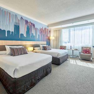 Accessible Superior Room with Two Double Beds