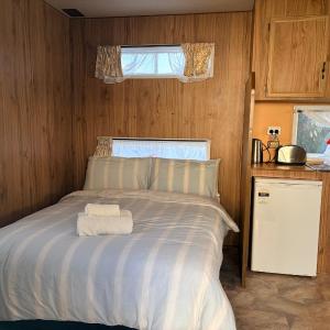 Economy Cabin - No Ensuite