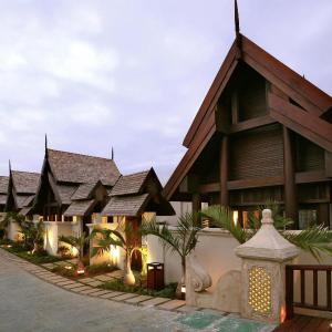 Myanmer Style One-Bedroom Villa with Private Pool