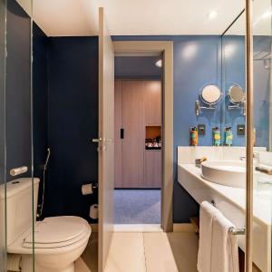 Premium Luxury Room with Two Single Beds