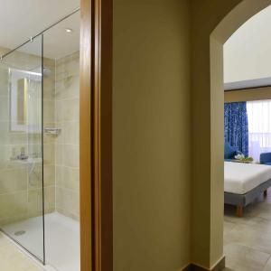 Classic Double Room with Garden View