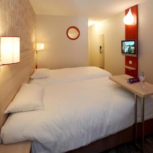 Standard Family Suite