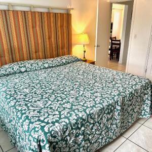One-Bedroom King Suite