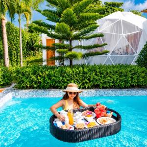Le Dome Glamping with Private Pool