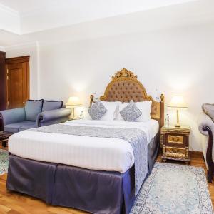 Executive One-Bedroom Suite, 25% off F&B