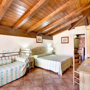 Standard Triple Room with Balcony