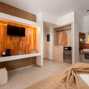 Deluxe Double Room with Garden View