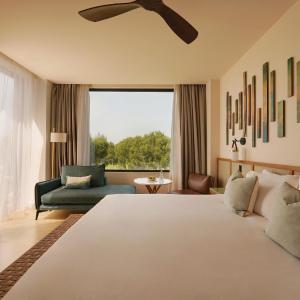 King Room with Double Balconies and Garden View