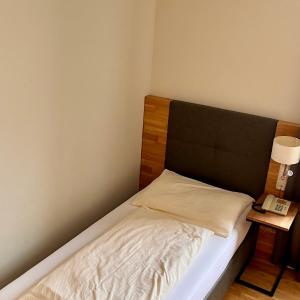 Small Single Room