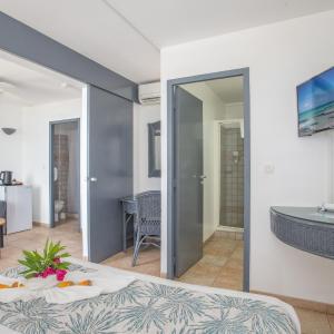Chambre Supérieure Amyris Kitchenette