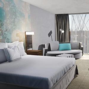 King Room with Pool View