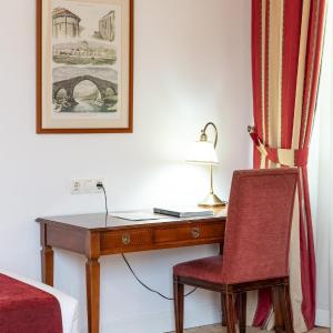 Superior Double or Twin Room with Mountain View