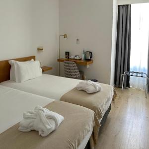 Twin Room with City View