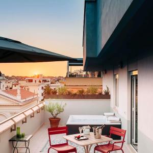 Deluxe Double Room with Whirlpool Bath and Terrace