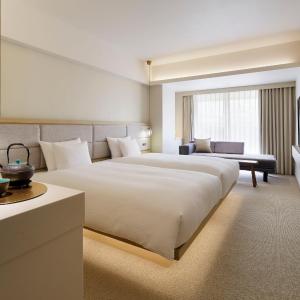 Deluxe Twin Room with Sofa Bed - Non-Smoking