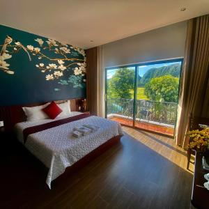 Double Room with Mountain View
