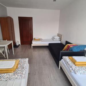 Quadruple Room with Shared Bathroom