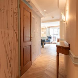 Suite with Balcony