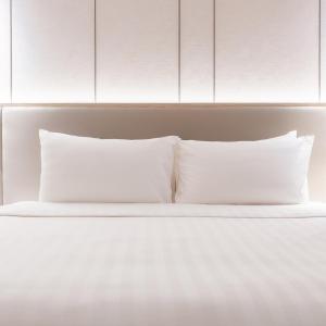 Signature Twin - Newly Refurbished