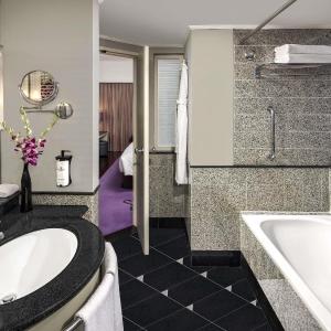 Superior Twin Room with City View