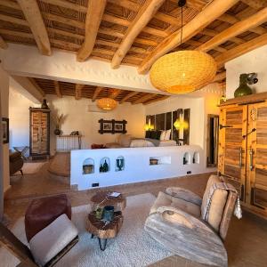 King Suite with Pool View