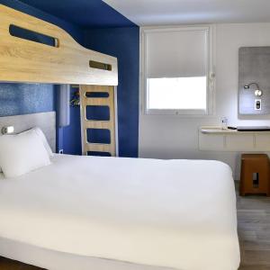 Double Room with Bunk Bed